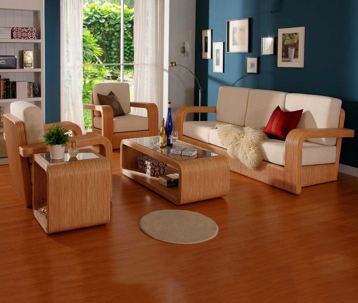 Nếu bạn đang tìm kiếm một chiếc bàn ghế gỗ phòng khách đơn giản nhưng vẫn đẹp mắt, đây chắc chắn là một sự lựa chọn hoàn hảo. Với chất liệu gỗ chắc chắn và màu sắc trang nhã, chiếc bàn ghế này sẽ tạo nên một phong cách tươi mới và dễ chịu cho không gian của bạn.