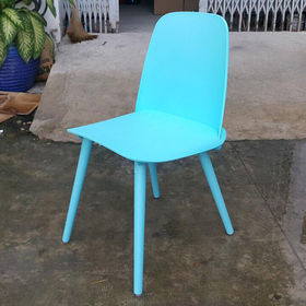 ghế cafe lưng gỗ