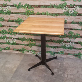 Bàn cafe gỗ cao su chân sắt hình vuông màu gỗ tự nhiên