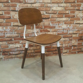 Ghế cafe gỗ sồi có tựa lưng