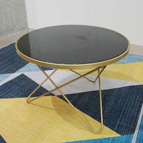 SFBT015- Bàn Sofa 3 chân chữ V vàng đồng mặt kính đen