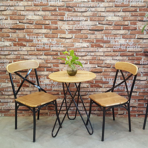 bàn ghế cafe gỗ chân sắt