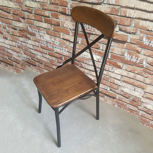 Ghế cafe gỗ cao su chân sắt lưng tựa thanh chéo