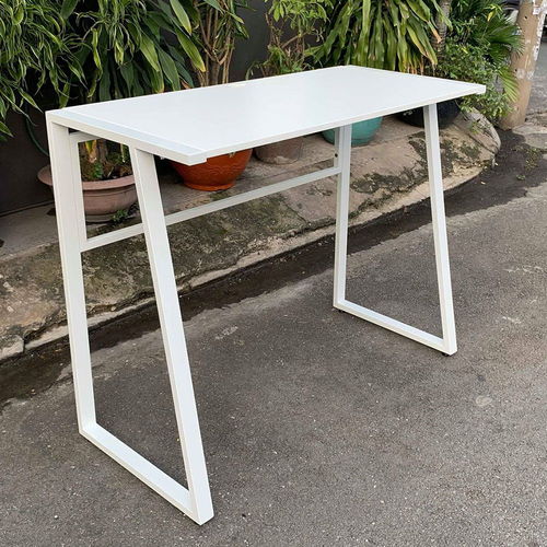 SFBD004- Bàn làm việc đứng gỗ cao su chân sắt hình thang cao 105cm
