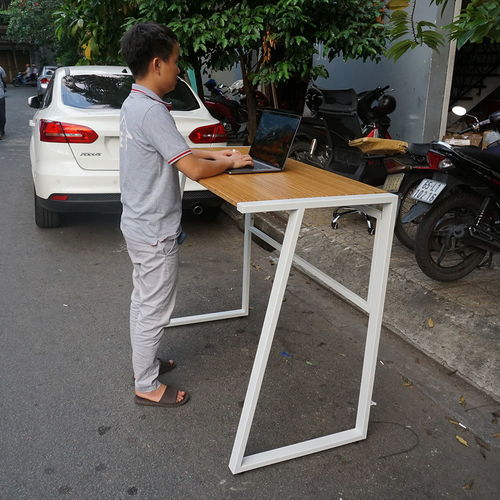 SFBD002- Bàn làm việc đứng gỗ TRE ÉP chân sắt hình thang cao 105cm