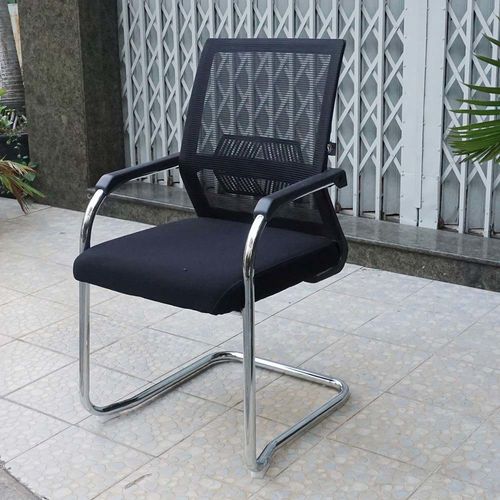 SFGLV018 - Ghế làm việc văn phòng chân quỳ màu đen tay liền 2
